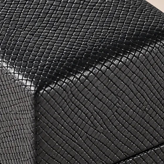 Close-up of the surface in Black
