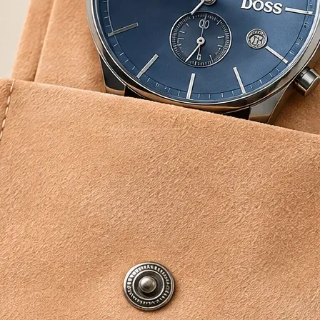 Close-up of the suede in Light brown